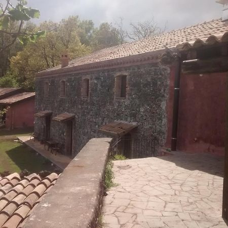 Agriturismo La Caraffara Sull' Etna Puntalazzo Exteriör bild
