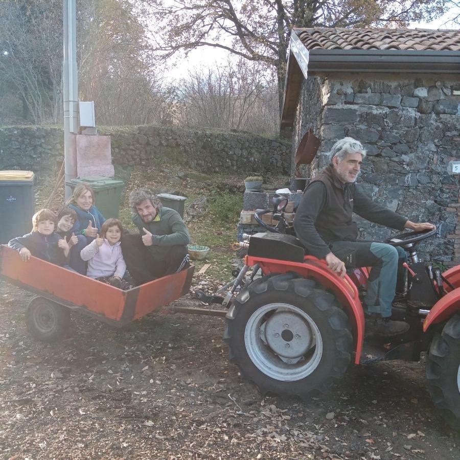 Agriturismo La Caraffara Sull' Etna Puntalazzo Exteriör bild