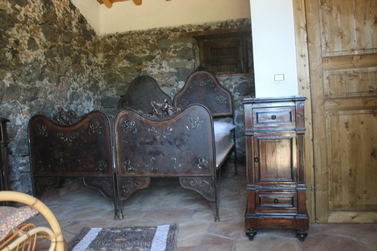 Agriturismo La Caraffara Sull' Etna Puntalazzo Exteriör bild