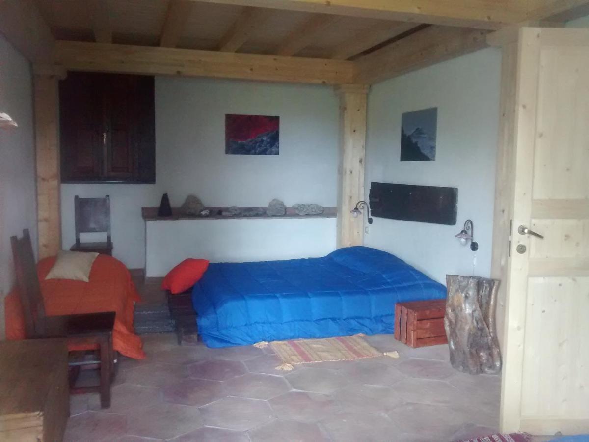 Agriturismo La Caraffara Sull' Etna Puntalazzo Exteriör bild